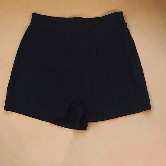 NWT Navy Blue Crinkle Texture Shorts - Picture 1 of 8